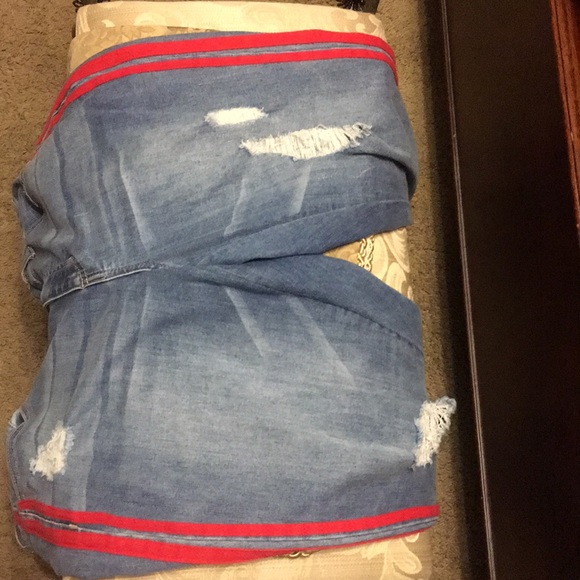 Stripe Red Jeans - Picture 5 of 7